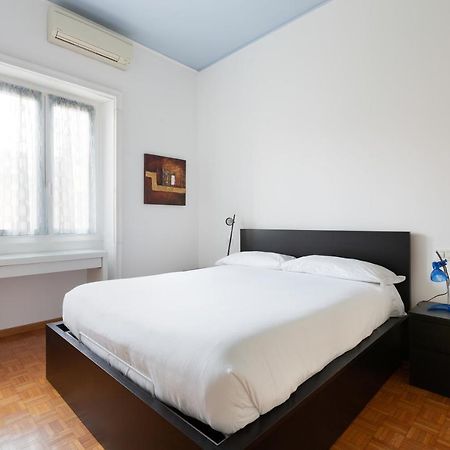 Cozy Apt With Balcony - Mm2 Sant'Agostino Apartment Milan Exterior photo