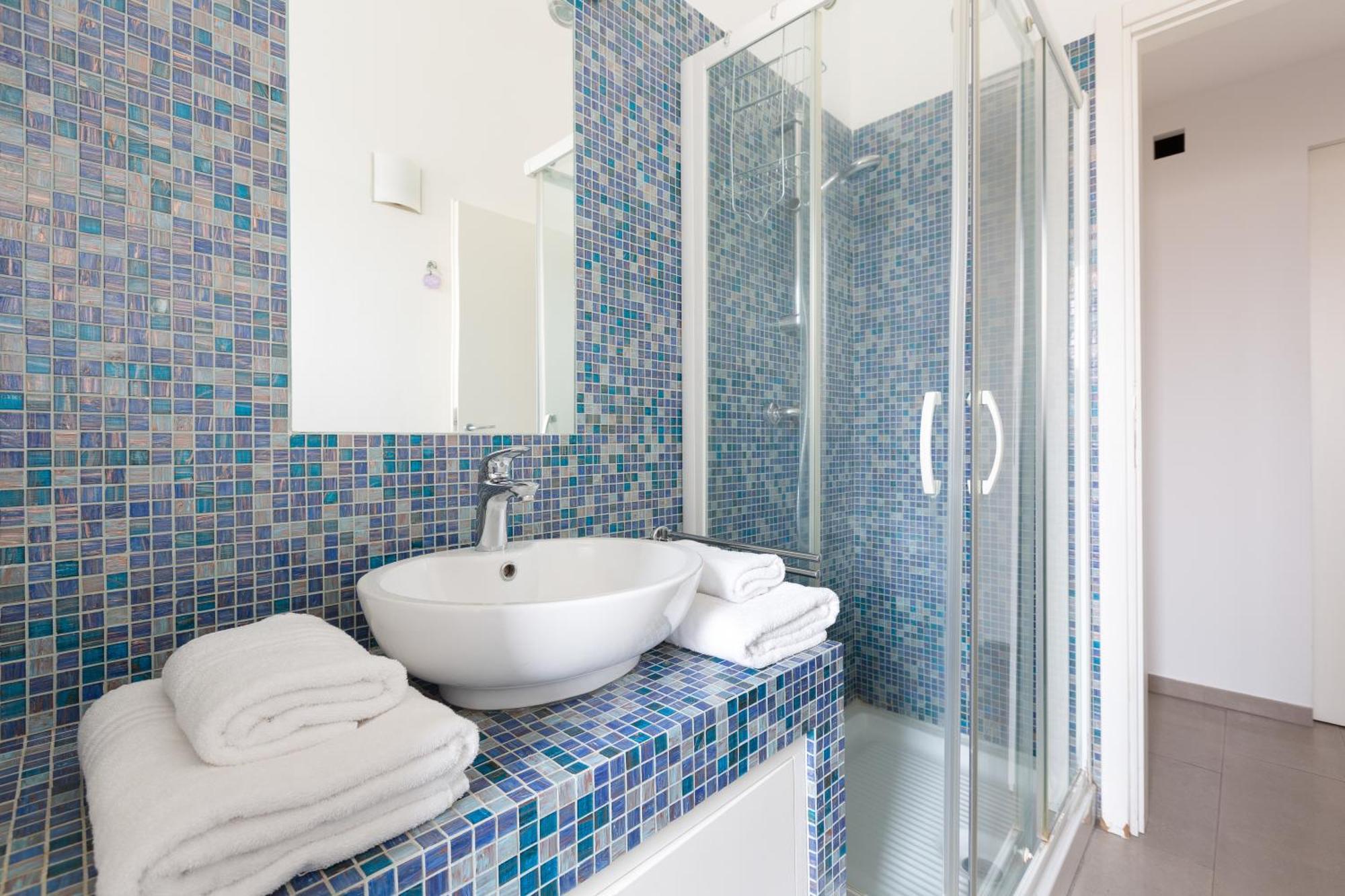 Cozy Apt With Balcony - Mm2 Sant'Agostino Apartment Milan Exterior photo