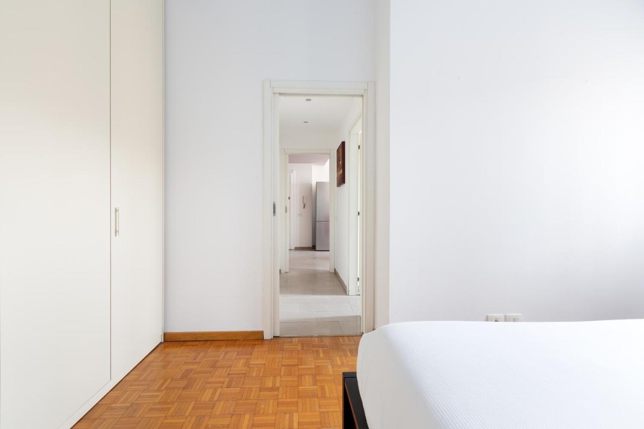 Cozy Apt With Balcony - Mm2 Sant'Agostino Apartment Milan Exterior photo