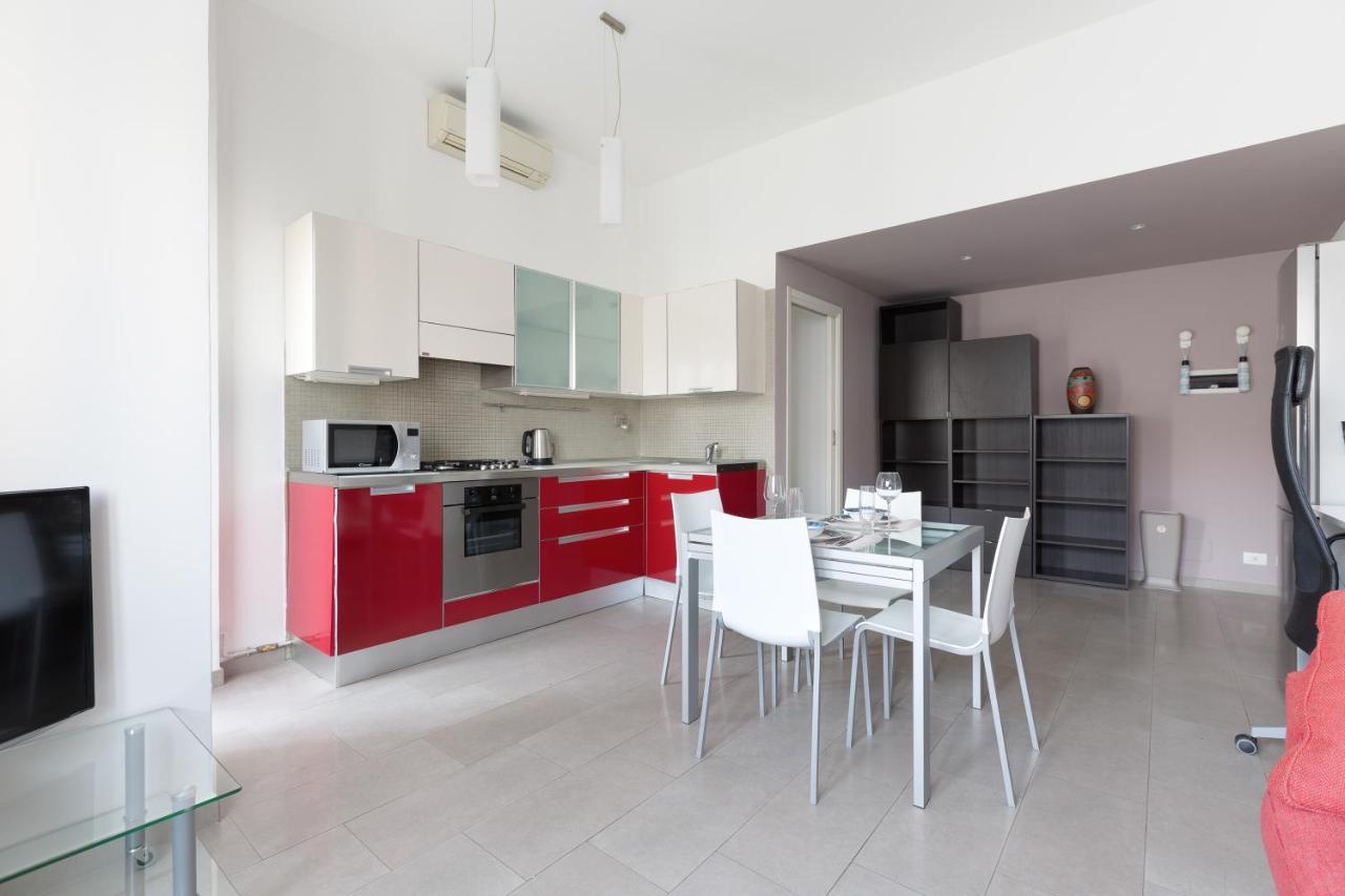 Cozy Apt With Balcony - Mm2 Sant'Agostino Apartment Milan Exterior photo